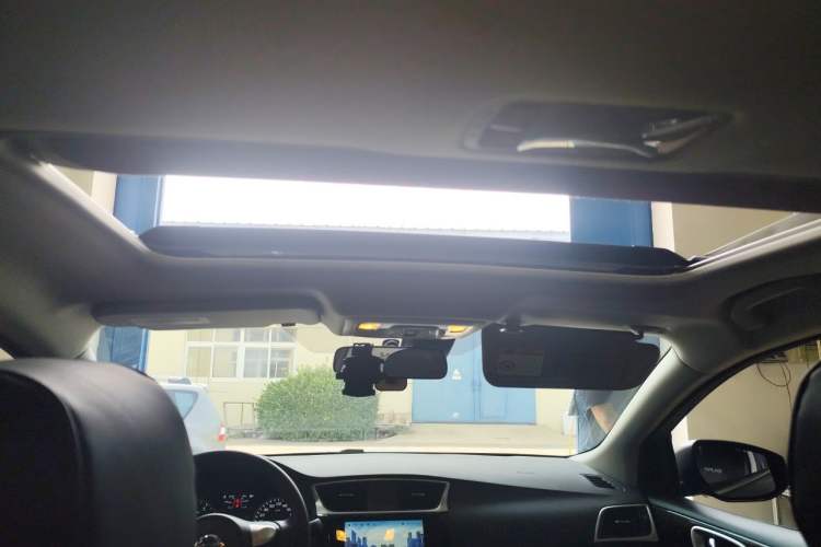 Used Nissan Sylphy 2024 Classic 1.6XL CVT Luxury Edition Headliner