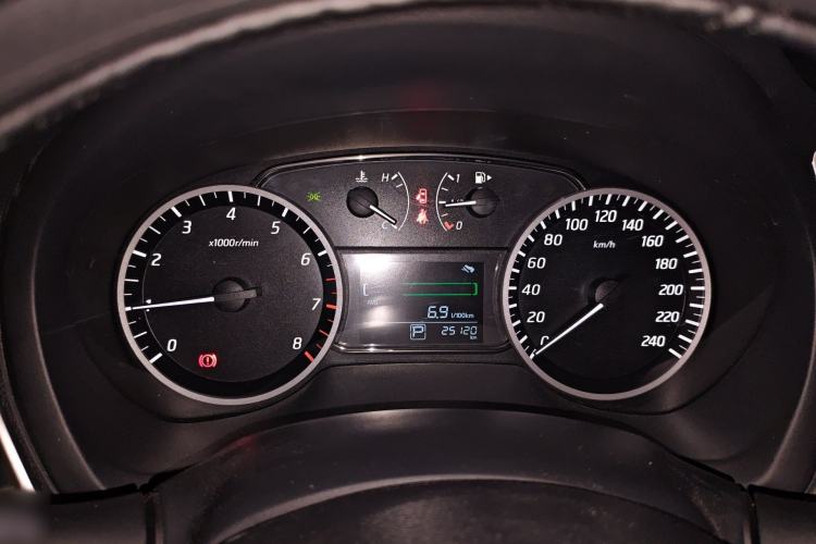Used Nissan Sylphy 2024 Restyled Version 2 Classic 1.6XE CVT Comfort Edition Instrument Cluster