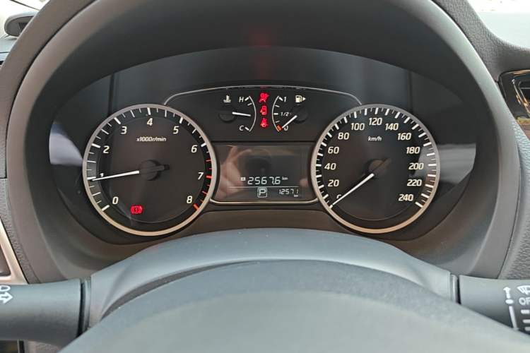 Used Nissan Sylphy 2024 Restyled Version 2 Classic 1.6XE CVT Comfort Edition Instrument Cluster