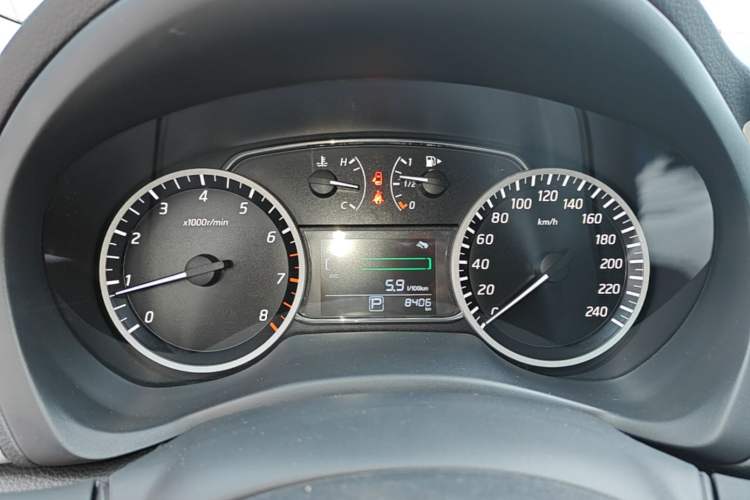 Used Nissan Sylphy 2024 Facelifted Three Classic 1.6XE CVT Comfort Edition Instrument Cluster