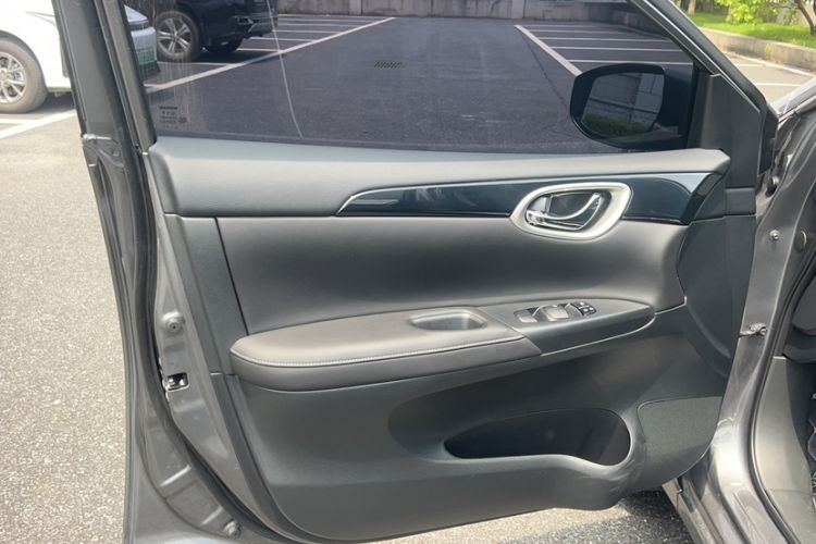 Used Nissan Sylphy 2024 Facelifted Three Classic 1.6XE CVT Comfort Edition Interior 11
