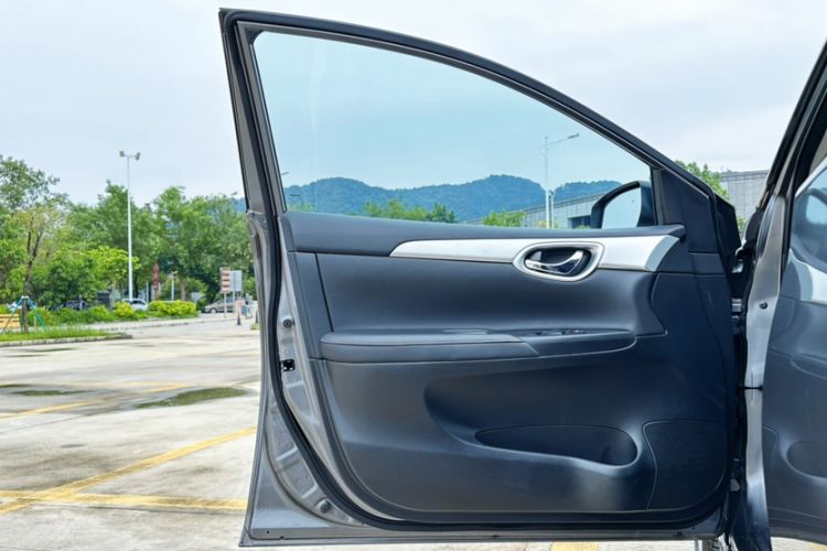 Used Nissan Sylphy 2024 Classic 1.6XE CVT Comfort Edition Interior 3