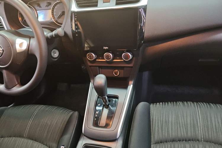 Used Nissan Sylphy 2024 Facelifted Three Classic 1.6XE CVT Comfort Edition Interior 5
