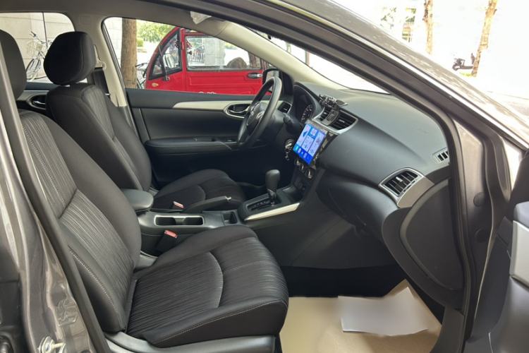 Used Nissan Sylphy 2024 Classic 1.6XE CVT Comfort Edition Interior 5