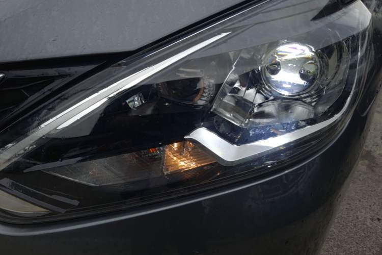 Used Nissan Sylphy 2024 Classic 1.6XE CVT Comfort Edition Left Front Headlight