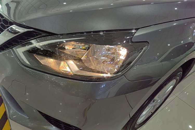 Used Nissan Sylphy 2024 Facelifted Three Classic 1.6XE CVT Comfort Edition Left Front Headlight