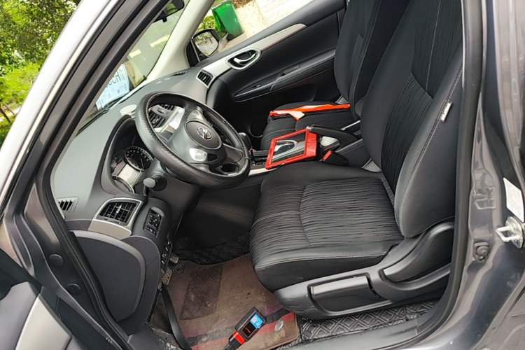 Used Nissan Sylphy 2024 Classic 1.6XE CVT Comfort Edition Left Front Seat