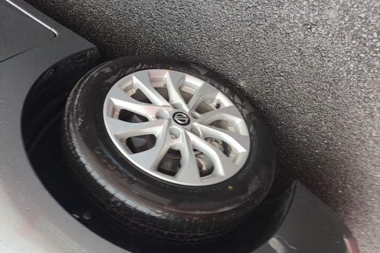 Used Nissan Sylphy 2024 Facelifted Three Classic 1.6XE CVT Comfort Edition Left Front Wheel Hub