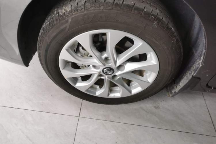 Used Nissan Sylphy 2024 Classic 1.6XE+ CVT Large-Screen Version Left Front Wheel Hub