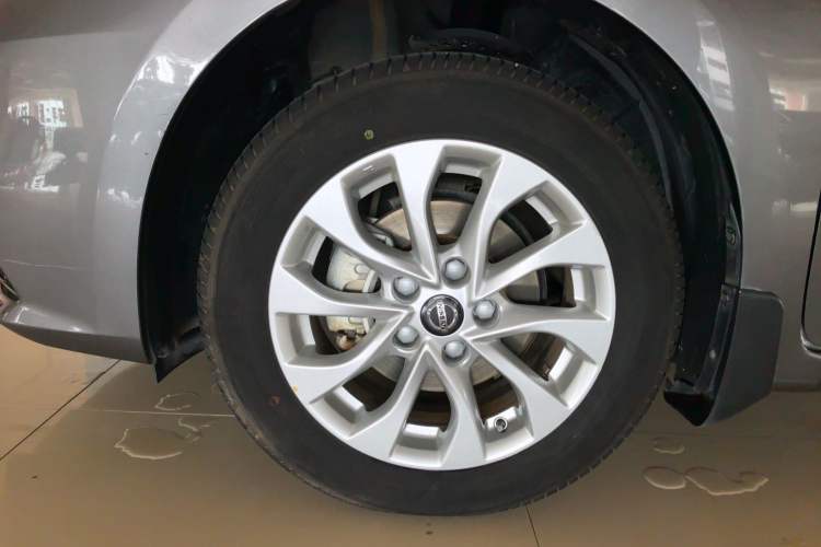 Used Nissan Sylphy 2024 Classic 1.6XE CVT Comfort Edition Left Front Wheel Hub