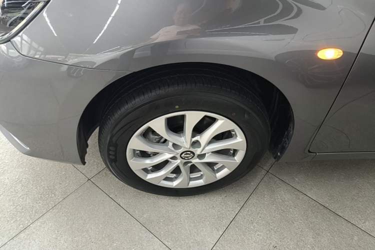 Used Nissan Sylphy 2024 Facelifted Three Classic 1.6XE CVT Comfort Edition Left Front Wheel Hub