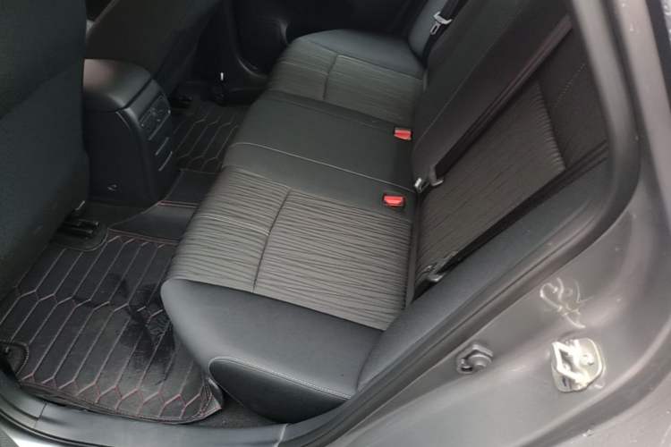 Used Nissan Sylphy 2024 Facelifted Three Classic 1.6XE CVT Comfort Edition Left Rear Seat