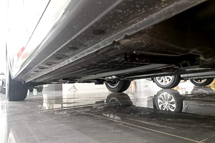 Used Nissan Sylphy 2024 Facelifted Three Classic 1.6XE CVT Comfort Edition Left Side Sill