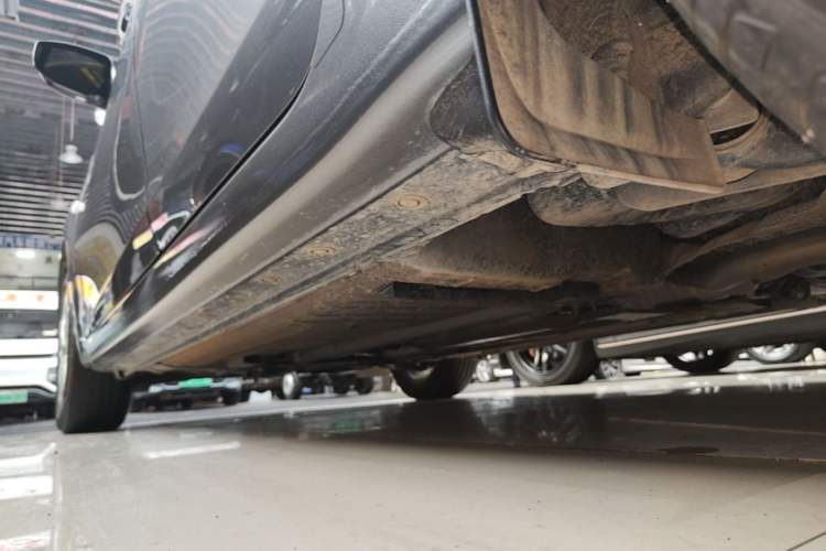 Used Nissan Sylphy 2024 Restyled Version 2 Classic 1.6XE CVT Comfort Edition Left Side Sill