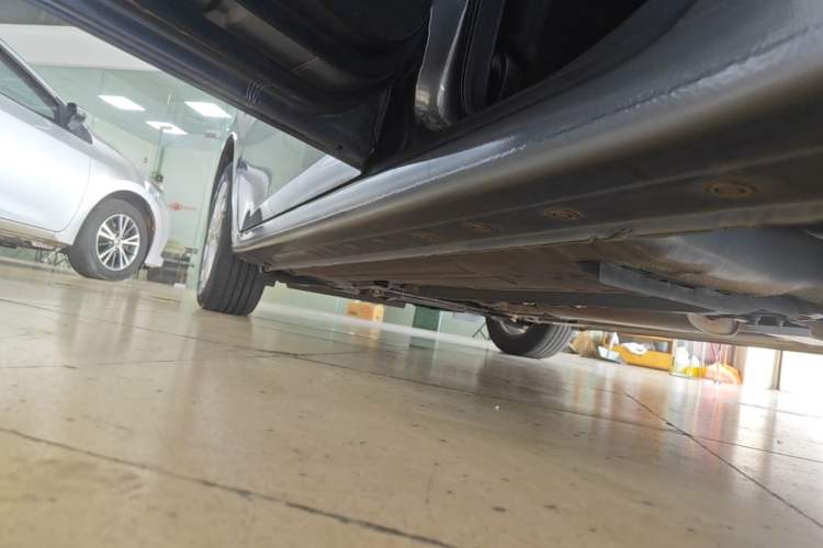 Used Nissan Sylphy 2024 Classic 1.6XE CVT Comfort Edition Left Side Sill