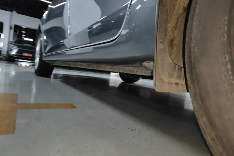 Used Nissan Sylphy 2024 Restyled Version 2 Classic 1.6XE CVT Comfort Edition Left Side Sill