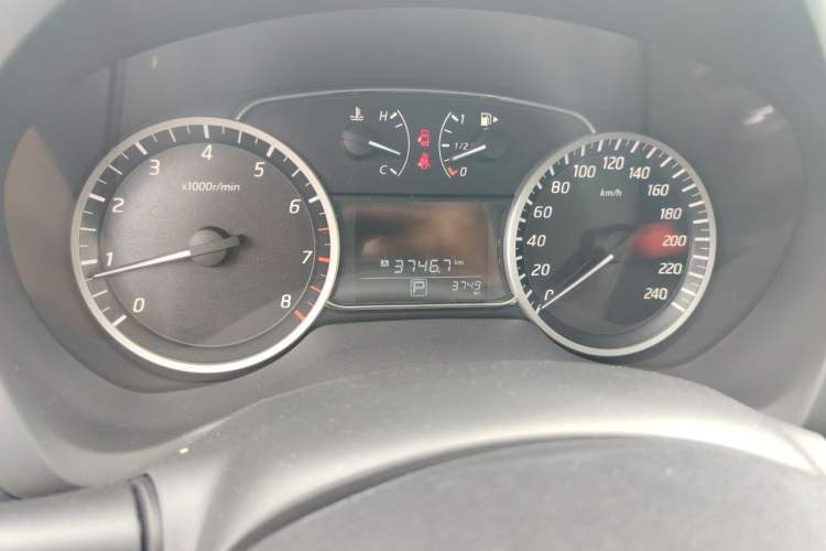 Used Nissan Sylphy 2024 Facelifted Three Classic 1.6XE CVT Comfort Edition Odometer Close Up