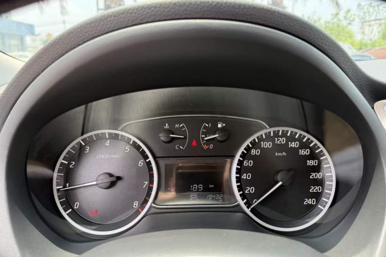 Used Nissan Sylphy 2024 Classic 1.6XL CVT Luxury Edition Odometer Close Up