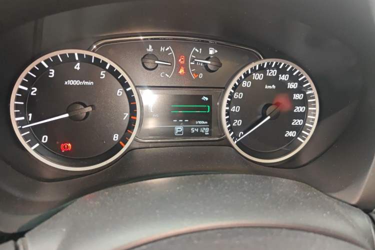 Used Nissan Sylphy 2024 Classic 1.6XL CVT Luxury Edition Odometer Close Up
