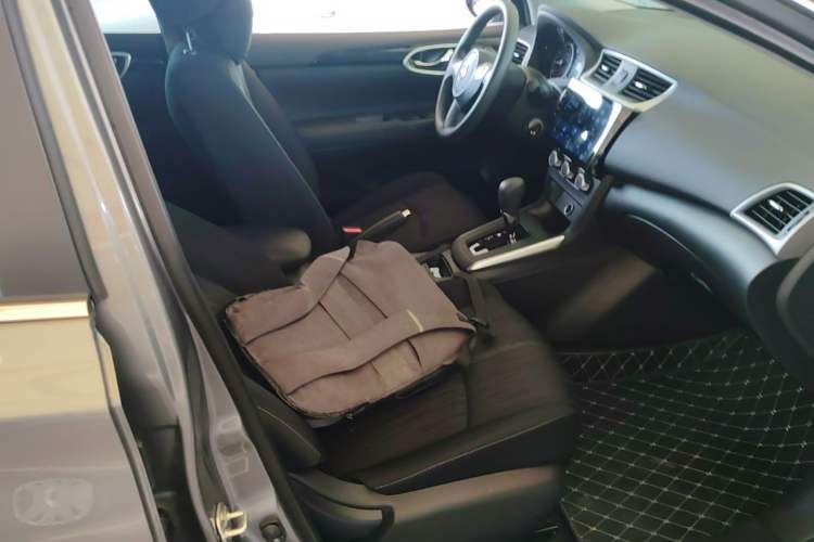 Used Nissan Sylphy 2024 Facelifted Three Classic 1.6XE CVT Comfort Edition Right Front Seat