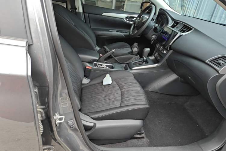 Used Nissan Sylphy 2024 Classic 1.6XE CVT Comfort Edition Right Front Seat
