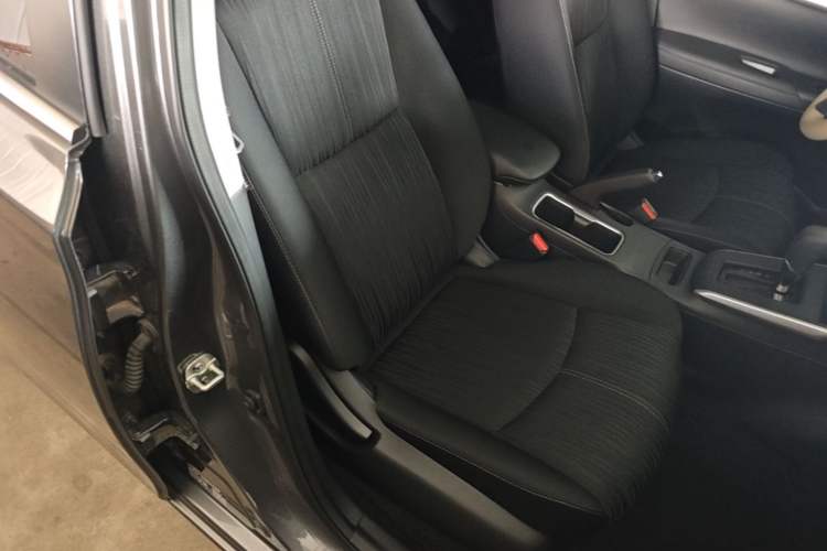 Used Nissan Sylphy 2024 Classic 1.6XE CVT Comfort Edition Right Front Seat