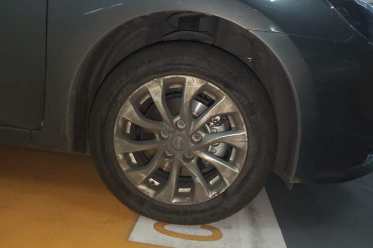 Used Nissan Sylphy 2024 Classic 1.6XE CVT Comfort Edition Right Front Wheel Hub