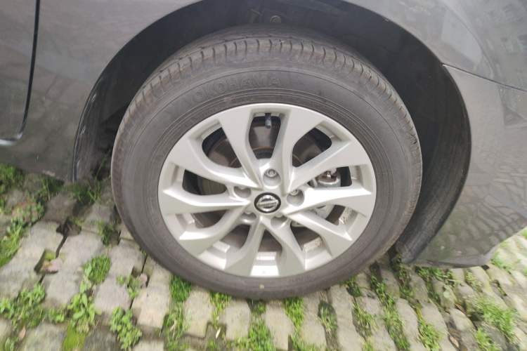 Used Nissan Sylphy 2024 Facelifted Three Classic 1.6XE CVT Comfort Edition Right Front Wheel Hub