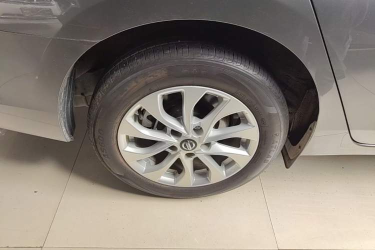 Used Nissan Sylphy 2024 Restyled Version 2 Classic 1.6XE CVT Comfort Edition Right Rear Wheel Hub