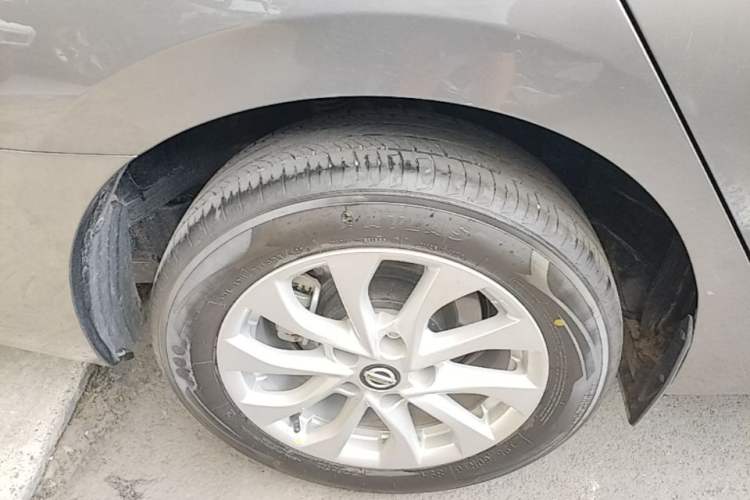 Used Nissan Sylphy 2024 Facelifted Three Classic 1.6XE CVT Comfort Edition Right Rear Wheel Hub