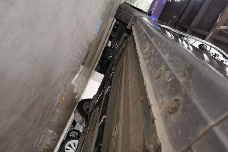 Used Nissan Sylphy 2024 Classic 1.6XE+ CVT Large-Screen Version Right Side Sill