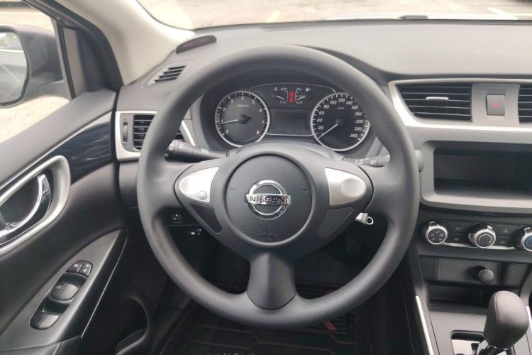 Used Nissan Sylphy 2024 Facelifted Three Classic 1.6XE CVT Comfort Edition Steering Wheel
