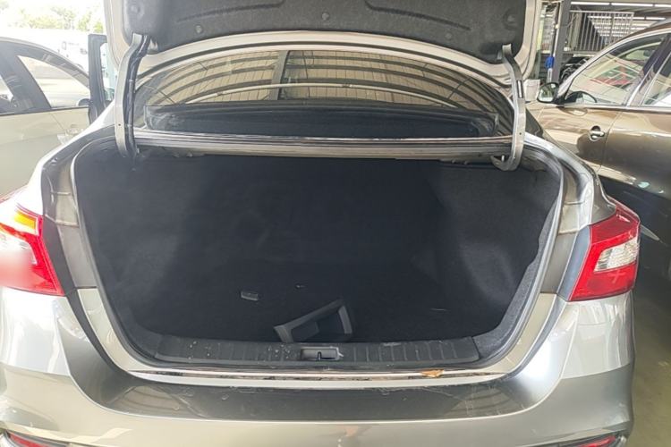 Used Nissan Sylphy 2024 Restyled Version 2 Classic 1.6XE CVT Comfort Edition Trunk