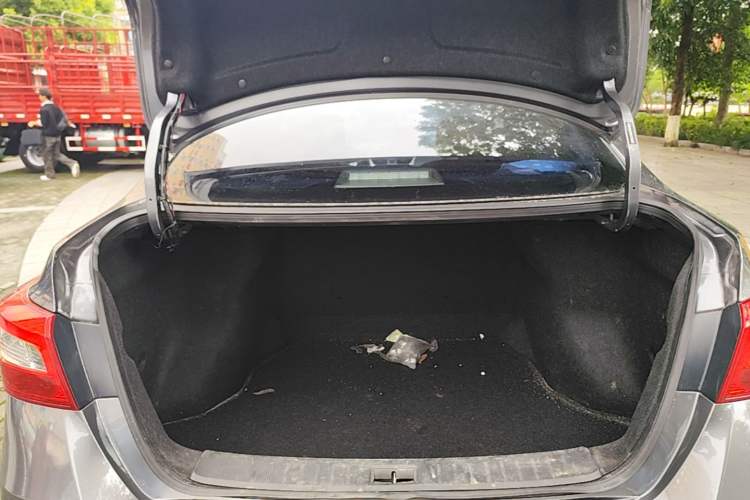 Used Nissan Sylphy 2024 Classic 1.6XE CVT Comfort Edition Trunk