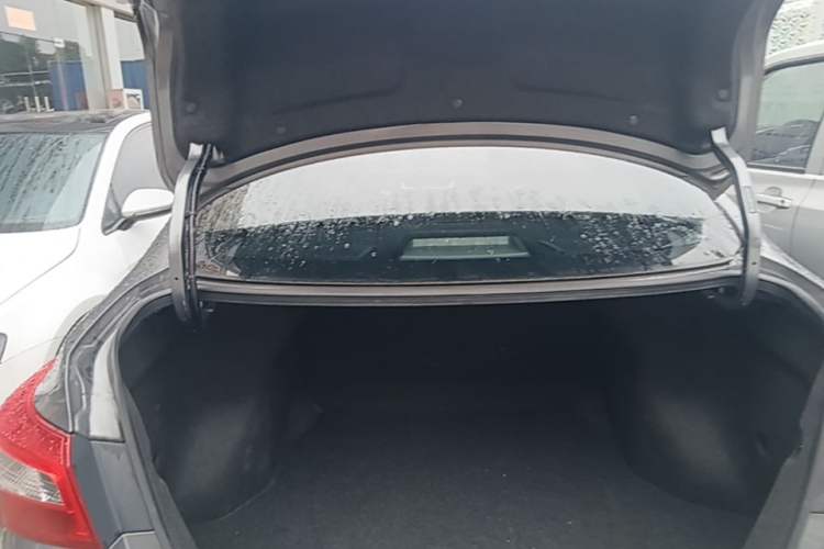 Used Nissan Sylphy 2024 Classic 1.6XE CVT Comfort Edition Trunk
