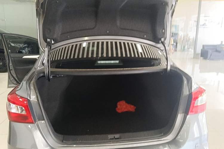 Used Nissan Sylphy 2024 Classic 1.6XE CVT Comfort Edition Trunk