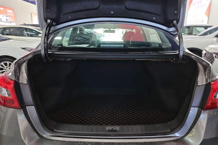 Used Nissan Sylphy 2024 Facelifted Three Classic 1.6XE CVT Comfort Edition Trunk