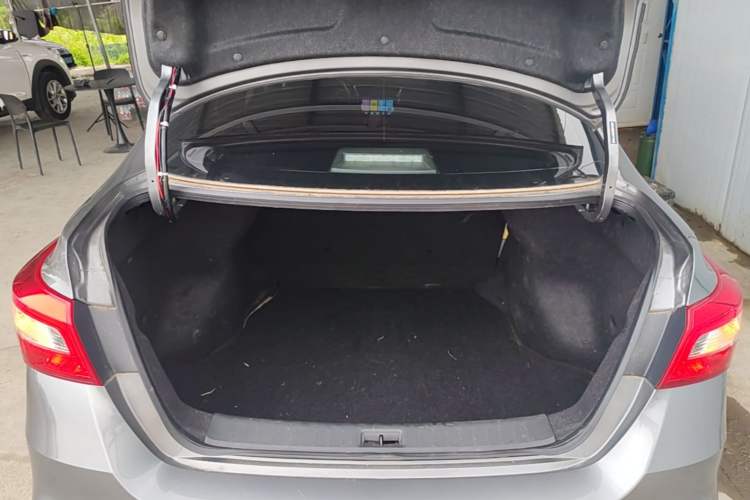 Used Nissan Sylphy 2024 Classic 1.6XE CVT Comfort Edition Trunk
