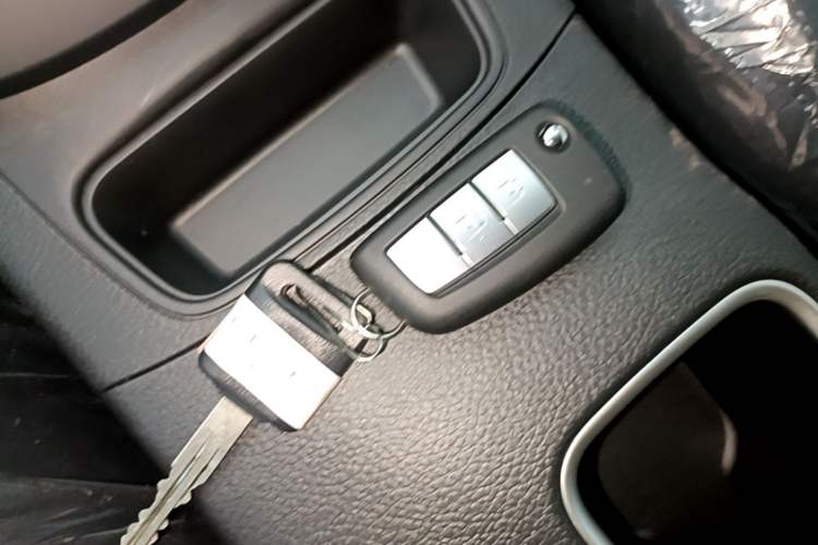 Used Nissan Sylphy 2024 Facelifted Three Classic 1.6XE CVT Comfort Edition Vehicle Key