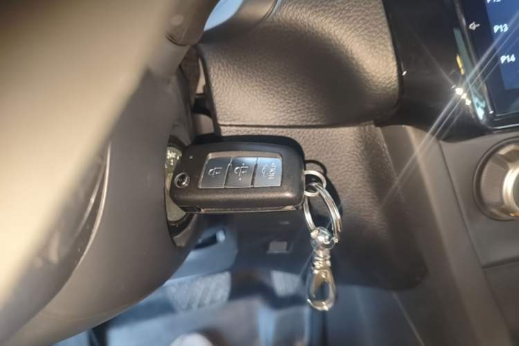 Used Nissan Sylphy 2024 Facelifted Three Classic 1.6XE CVT Comfort Edition Vehicle Key