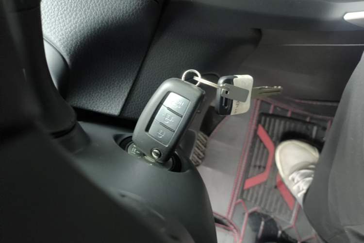 Used Nissan Sylphy 2024 Facelifted Three Classic 1.6XE CVT Comfort Edition Vehicle Key