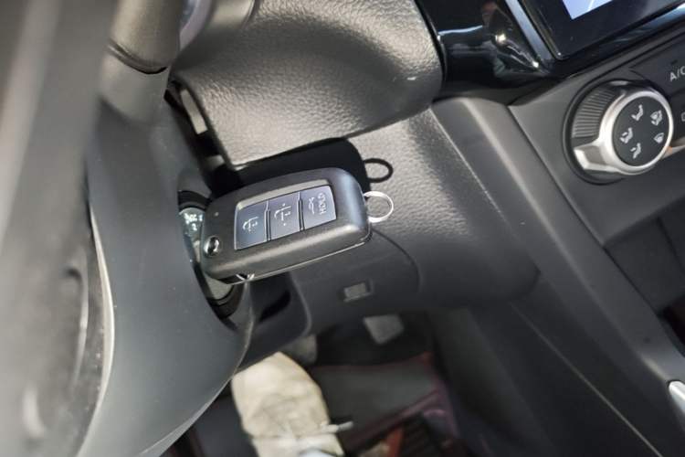 Used Nissan Sylphy 2024 Facelifted Three Classic 1.6XE CVT Comfort Edition Vehicle Key