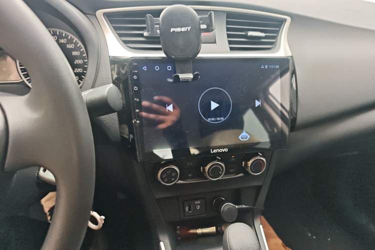 Used Nissan Sylphy 2024 Classic 1.6XE CVT Comfort Edition Audio And AC Panel