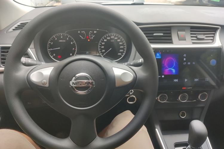 Used Nissan Sylphy 2024 Facelifted Three Classic 1.6XE CVT Comfort Edition Center Console