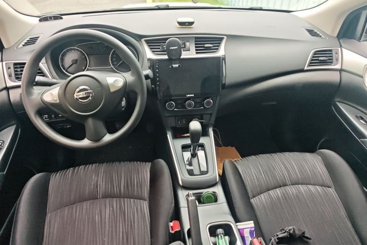 Used Nissan Sylphy 2024 Classic 1.6XE CVT Comfort Edition Center Console