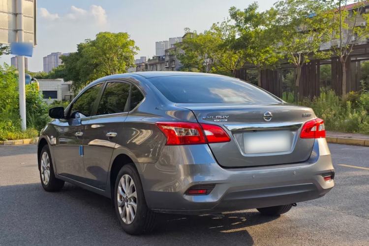 Used Nissan Sylphy 2024 Facelifted Three Classic 1.6XE CVT Comfort Edition Exterior 3