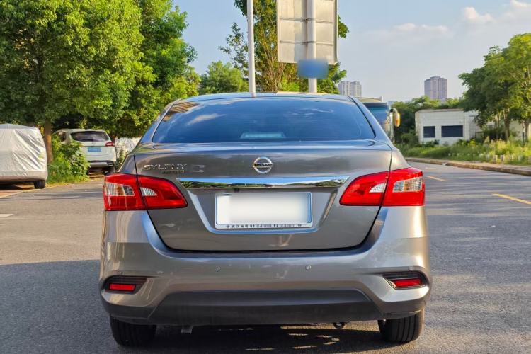 Used Nissan Sylphy 2024 Facelifted Three Classic 1.6XE CVT Comfort Edition Exterior 4
