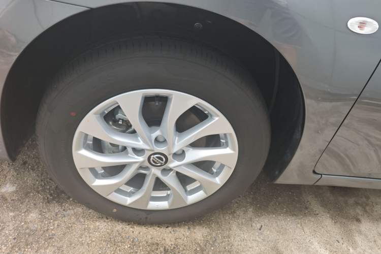 Used Nissan Sylphy 2024 Facelifted Three Classic 1.6XE CVT Comfort Edition Exterior 7