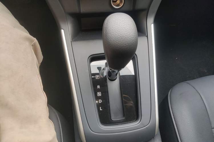 Used Nissan Sylphy 2024 Facelifted Three Classic 1.6XE CVT Comfort Edition Gear Lever