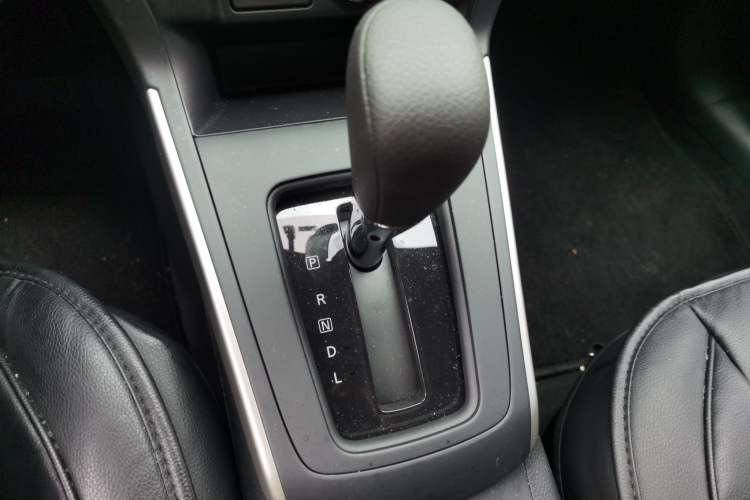 Used Nissan Sylphy 2024 Classic 1.6XE CVT Comfort Edition Gear Lever